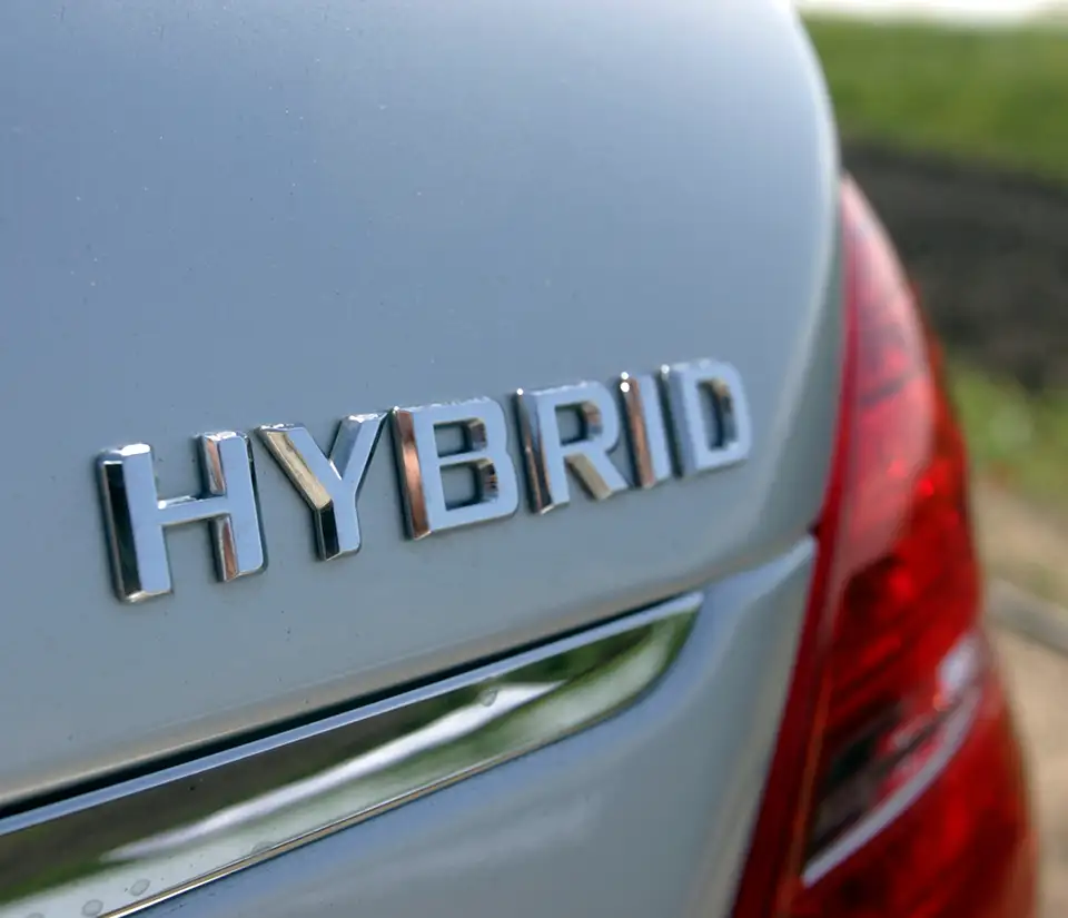 社有車（ハイブリット車）の導入